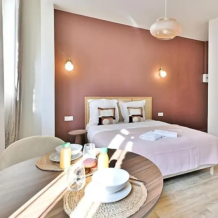 Apartment Equipe Et Confortable Porte De Pantin